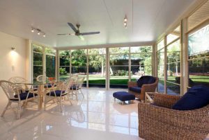 Insulated-with-Smooth-Profile-White-Bay-Ceiling-Colour