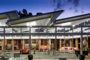 Insulated-with-Smooth-Profile-White-Bay-Ceiling-Colour