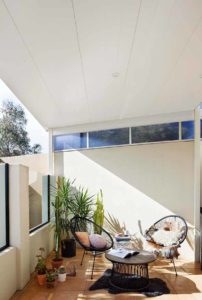 V140-Profile-White-Bay-Ceiling-Colour